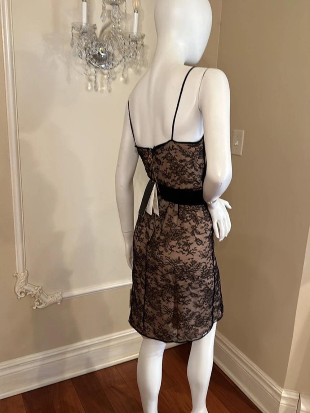 GUCCI SNAKE BLACK EMBROIDERY Silk Lined CHANTILLY LACE DRESS SIZE 42 IT - Picture 13 of 16